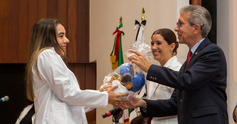 cuantos años son de medicina con especialidad