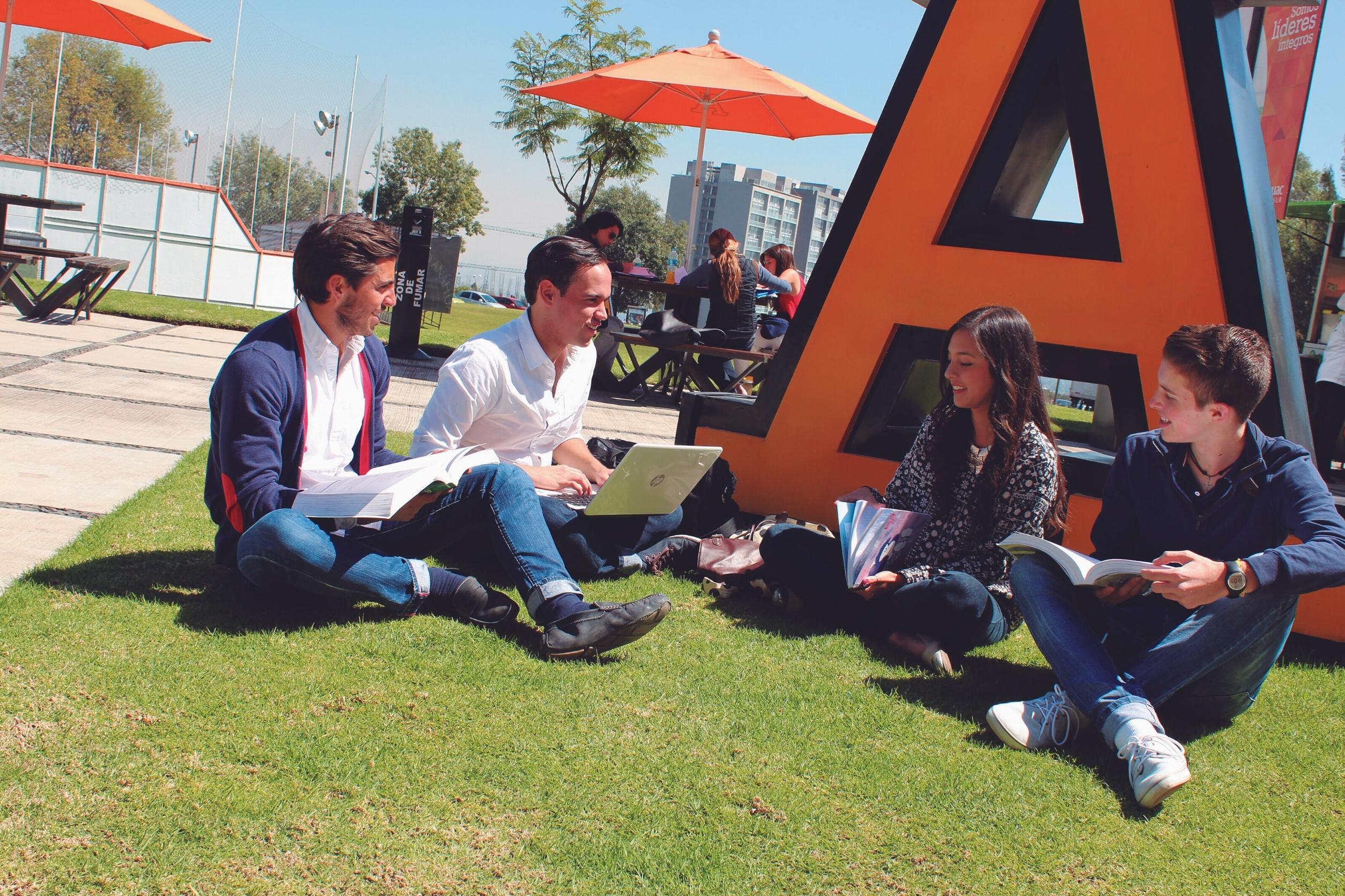 https://mexico.anahuac.mx/hs-fs/hubfs/BLOGS2022/VidauniversitariaenAnahuacCDMX.jpg