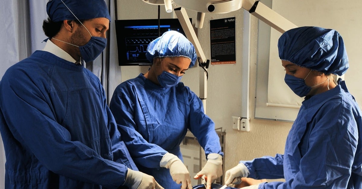 Médico con especialidad